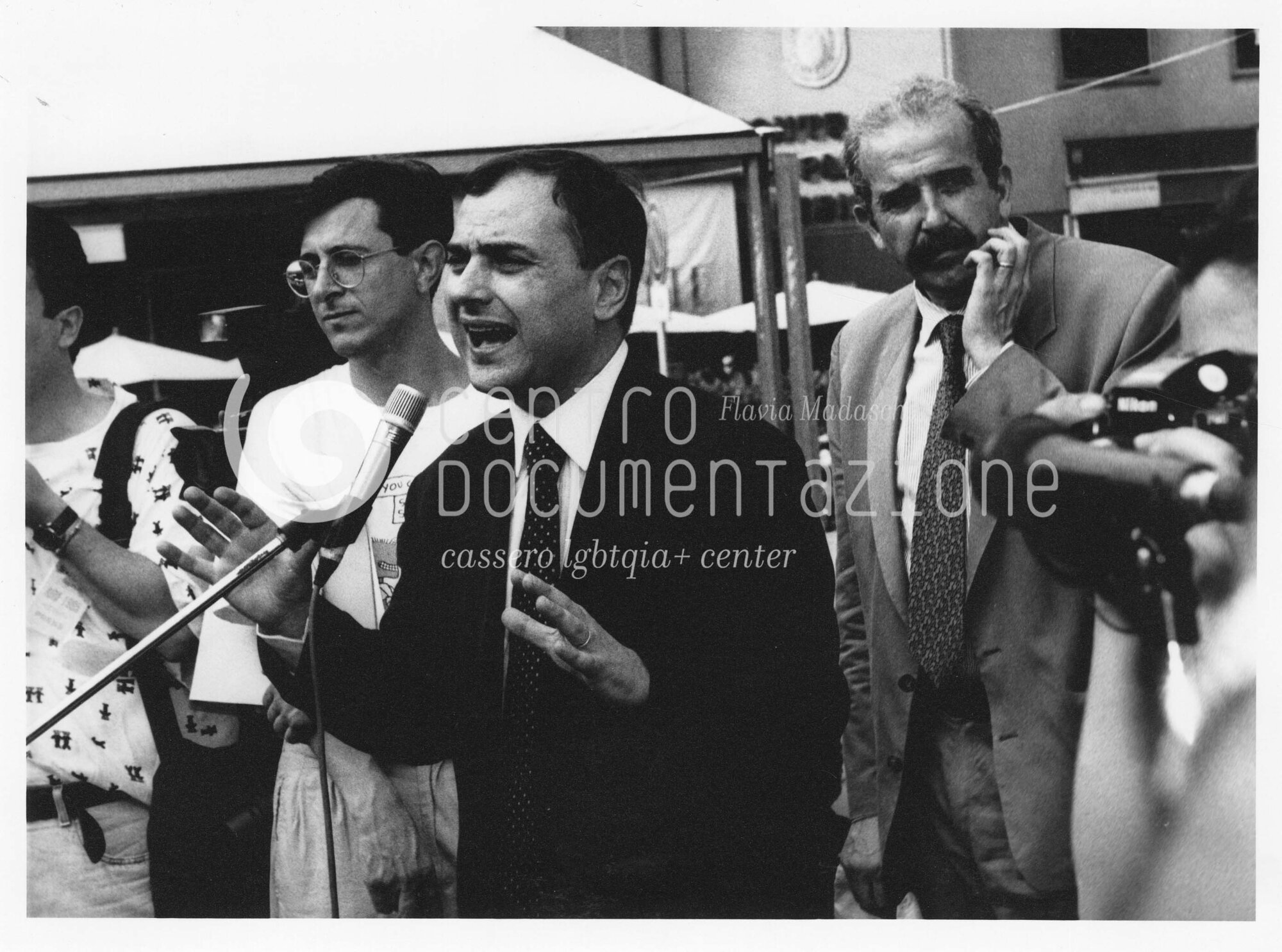 F2_2_3_079_watermarked.jpg