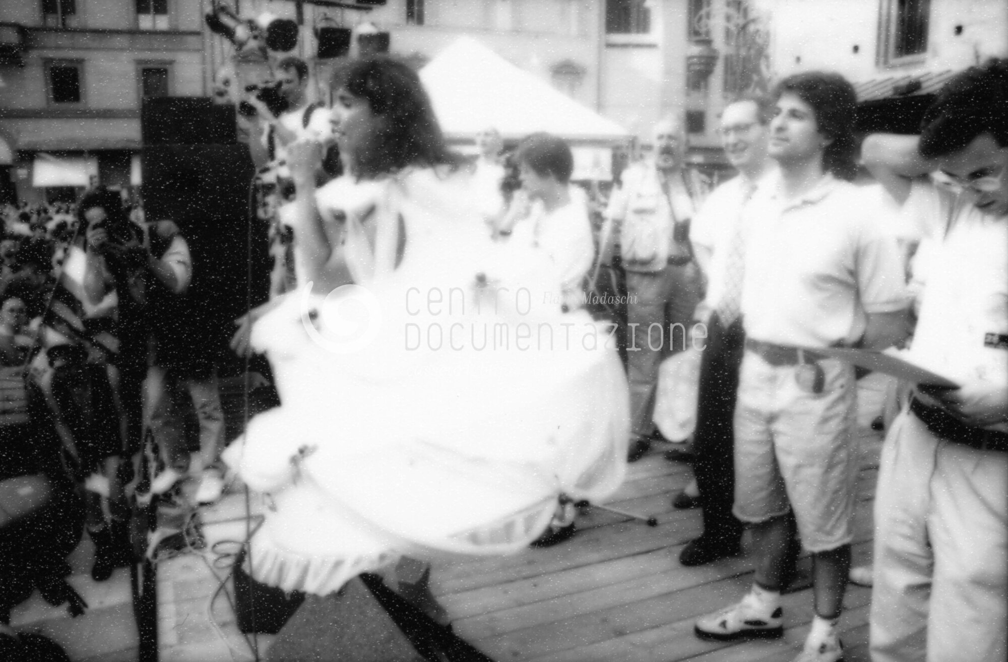 F2_2_3_110_11_watermarked.jpg