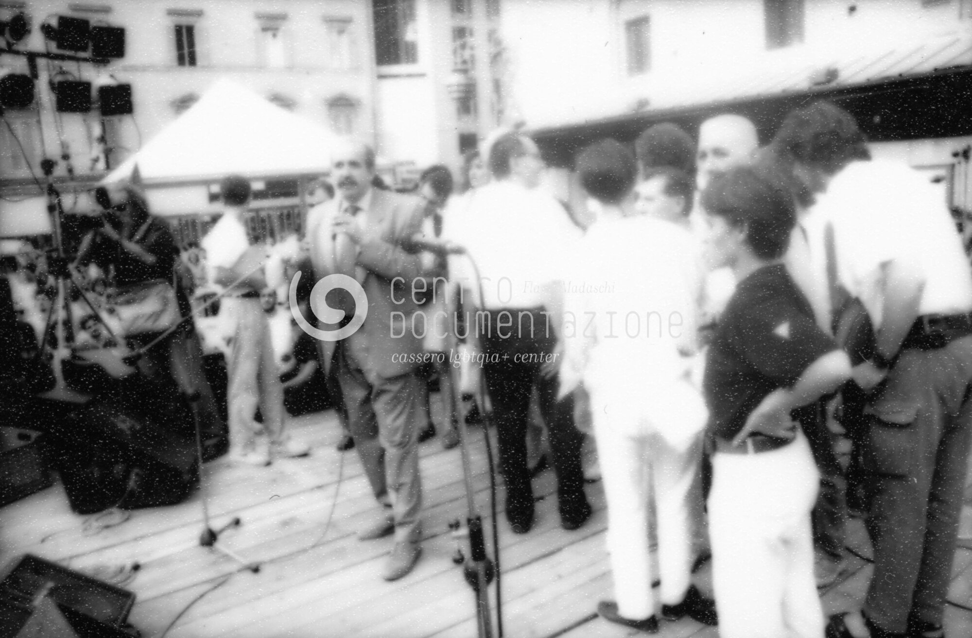 F2_2_3_110_16_watermarked.jpg