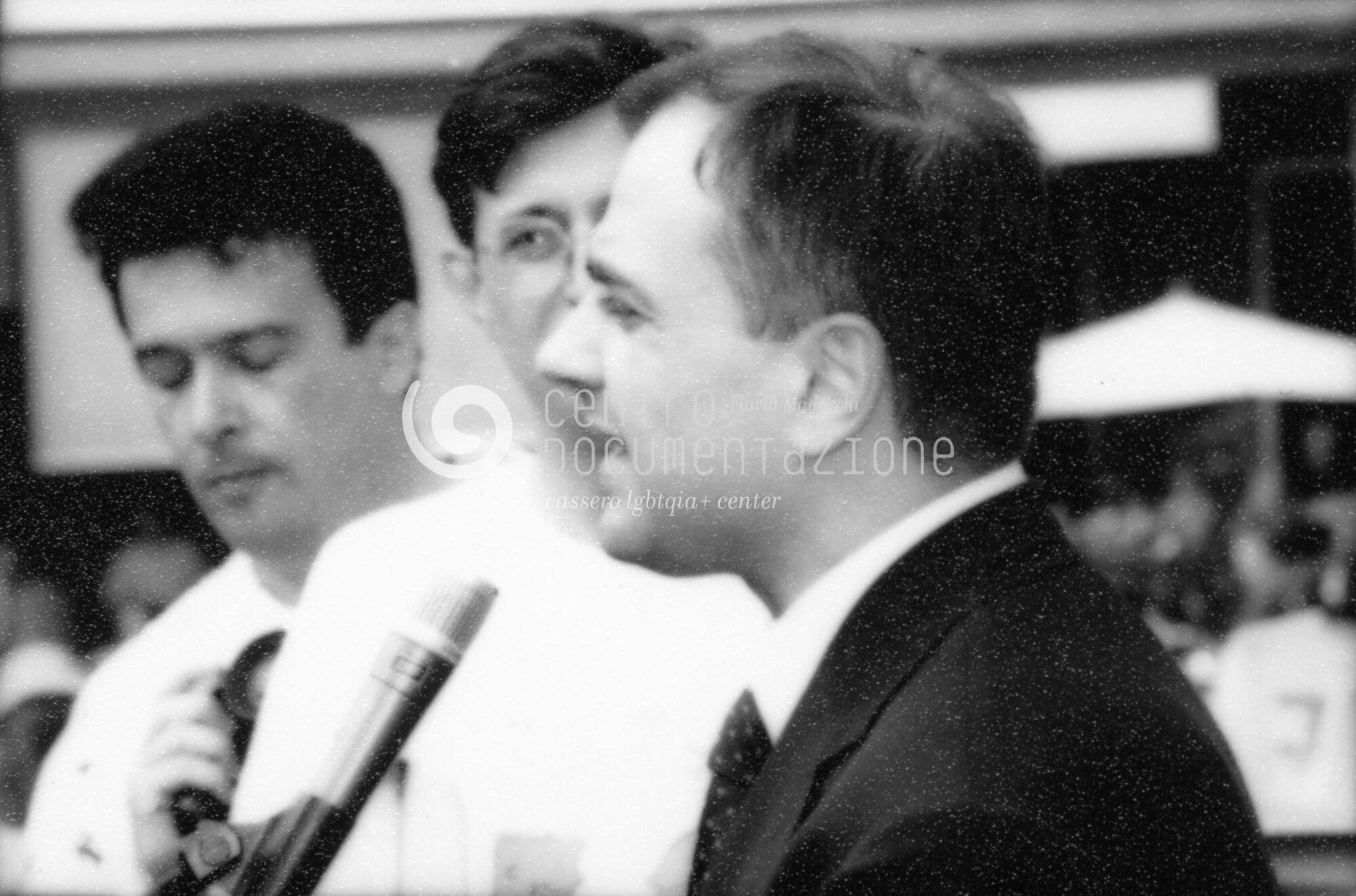 F2_2_3_111_30_watermarked.jpg