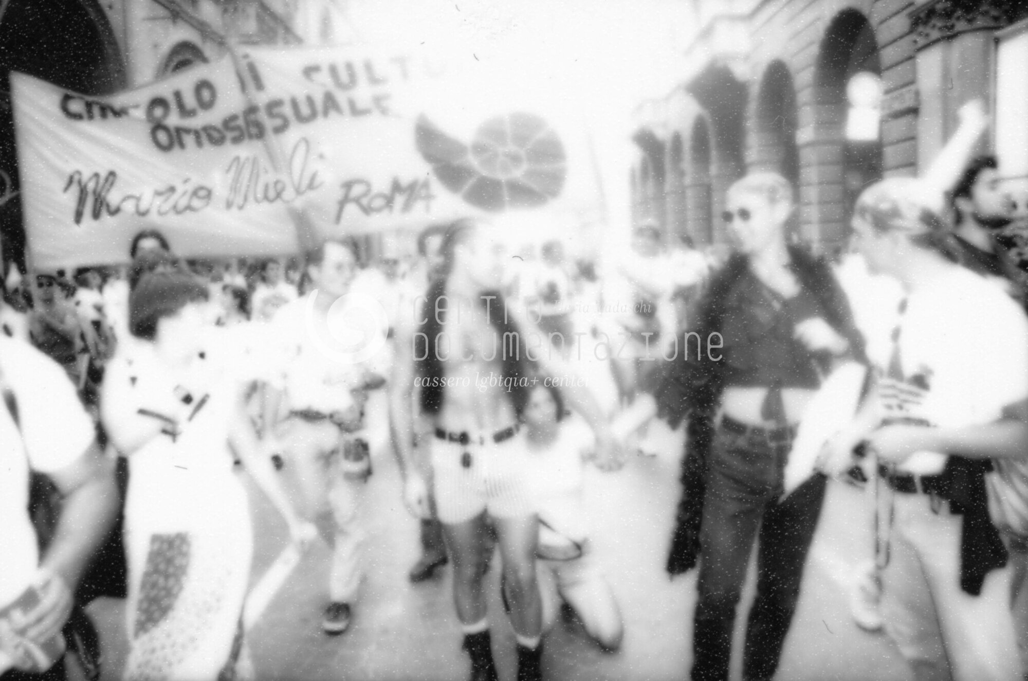 F2_2_3_112_02_watermarked.jpg