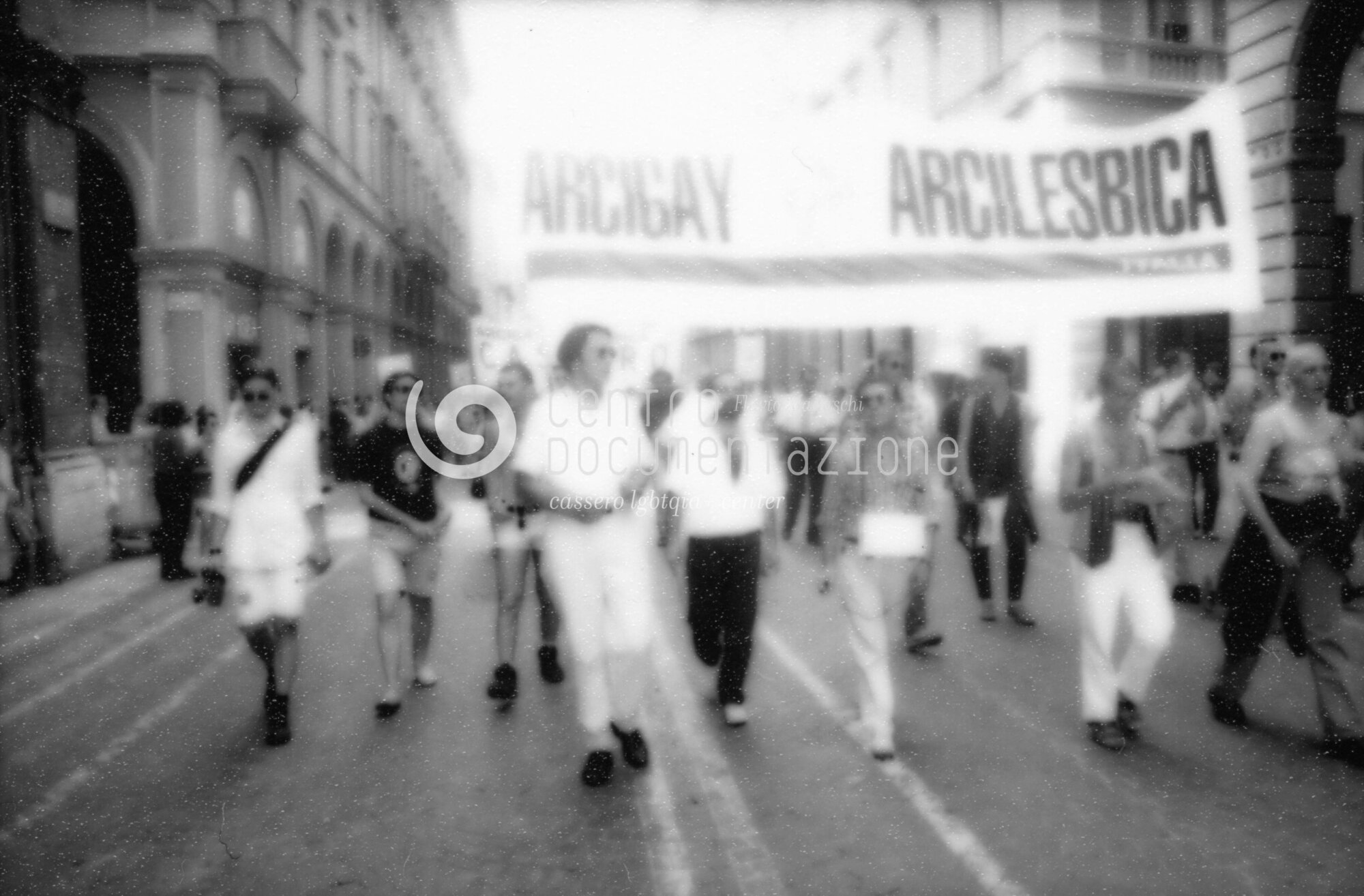 F2_2_3_112_11_watermarked.jpg