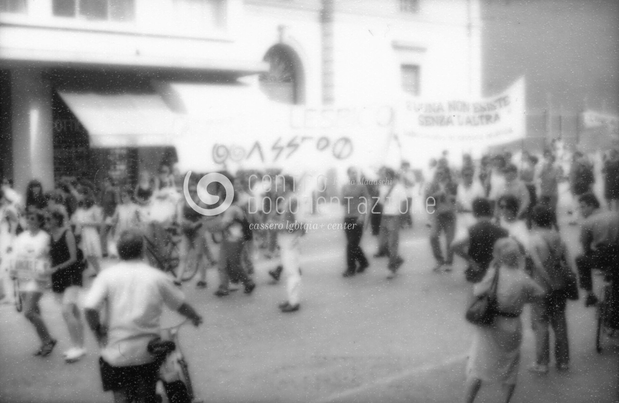 F2_2_3_112_14_watermarked.jpg