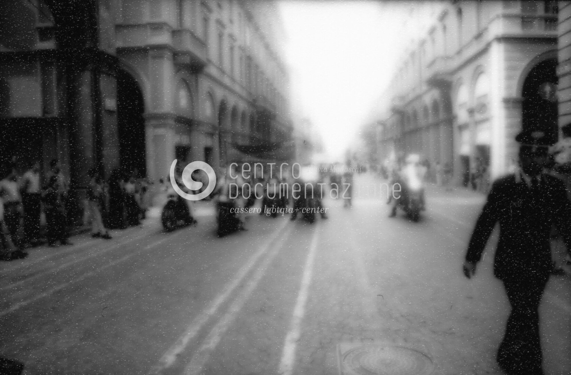 F2_2_3_112_17_watermarked.jpg