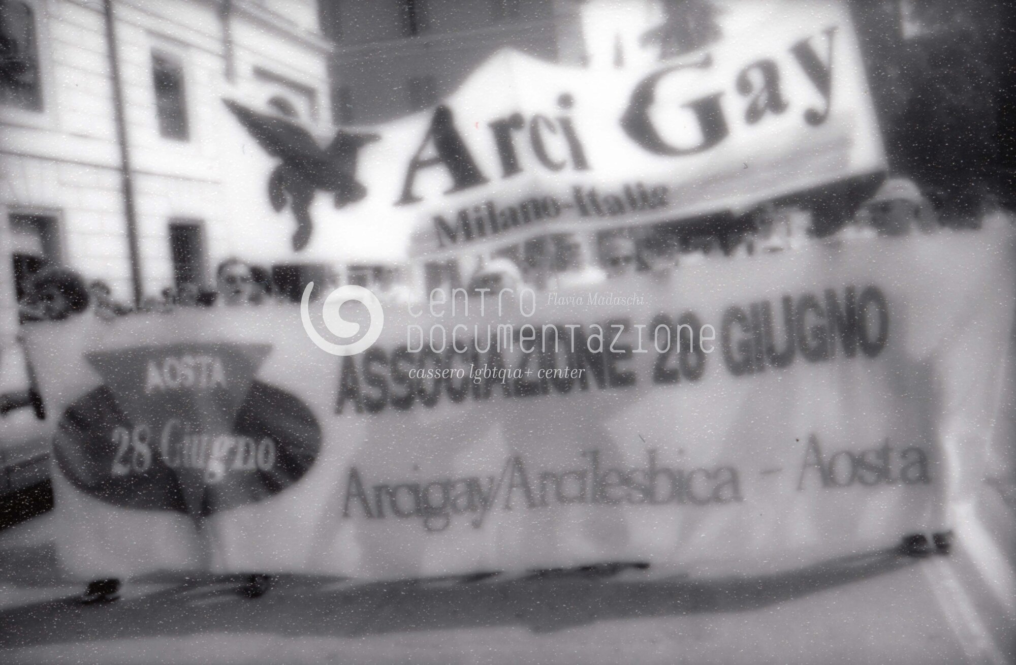 F2_2_3_112_23_watermarked.jpg