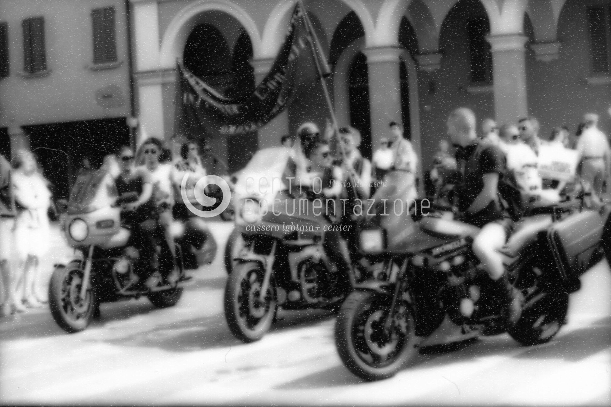 F2_2_3_115_10_watermarked.jpg