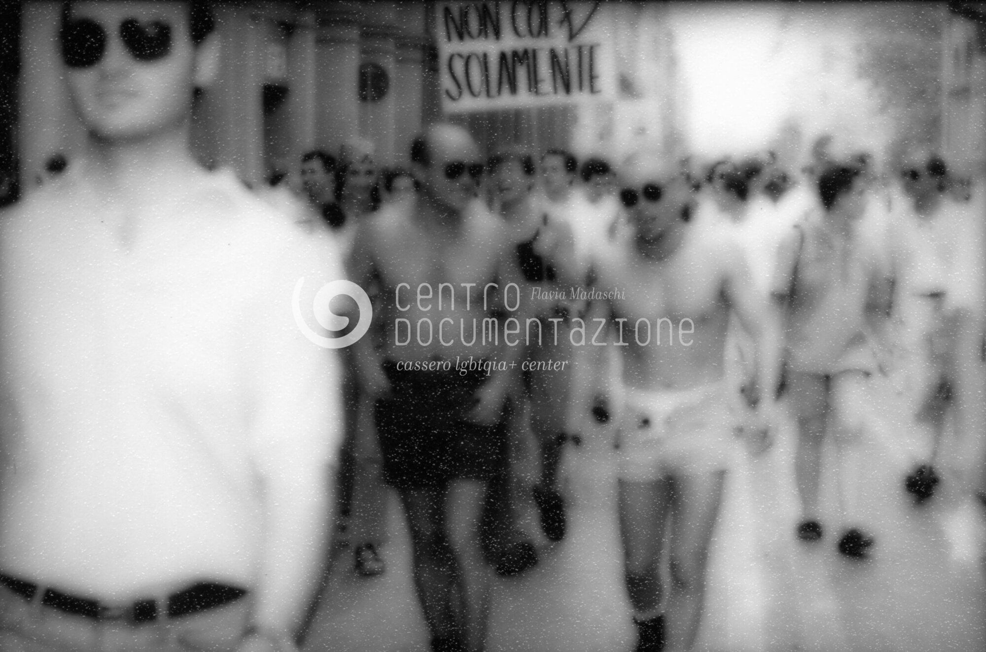 F2_2_3_116_34_watermarked.jpg