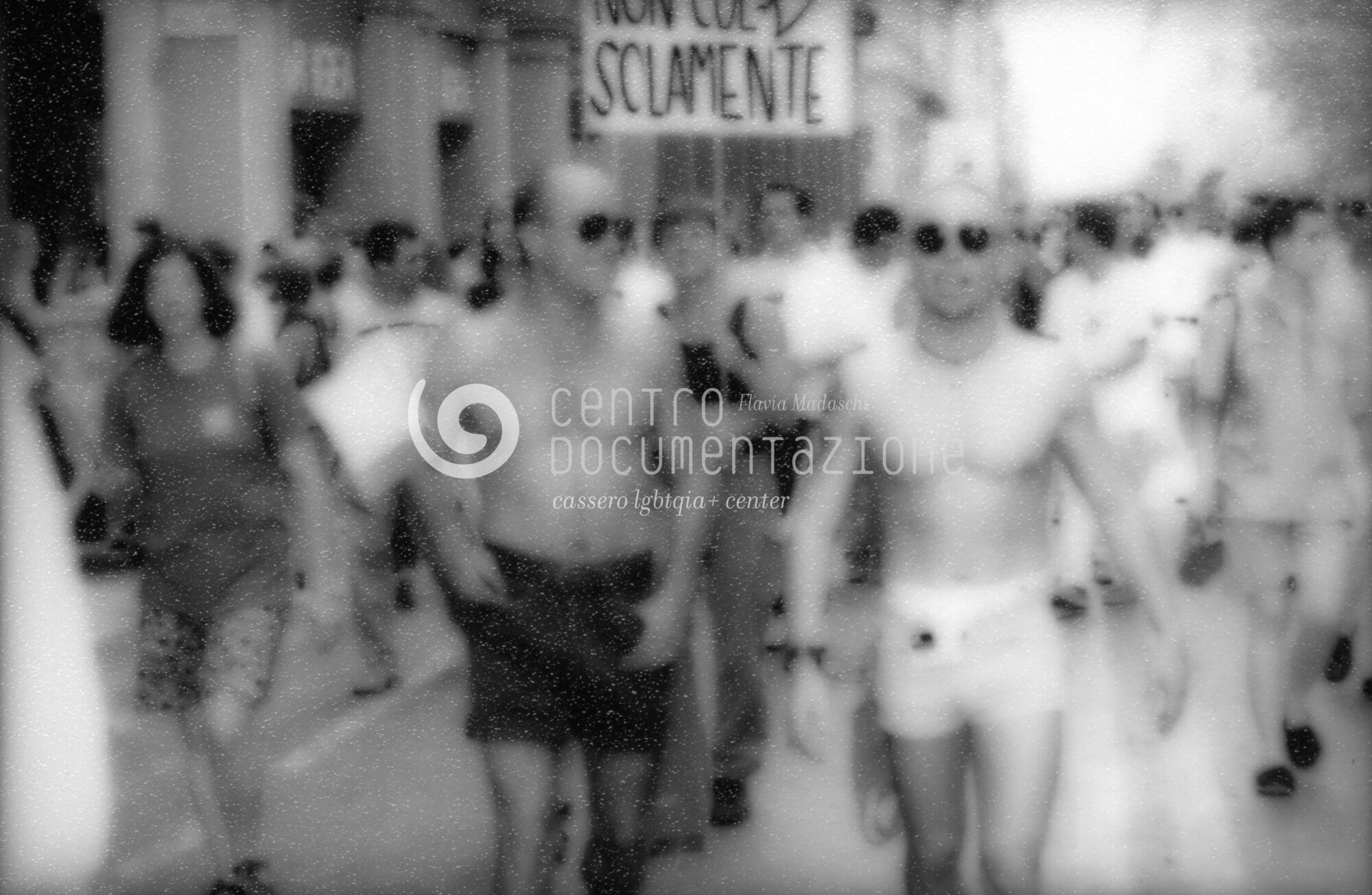 F2_2_3_116_35_watermarked.jpg