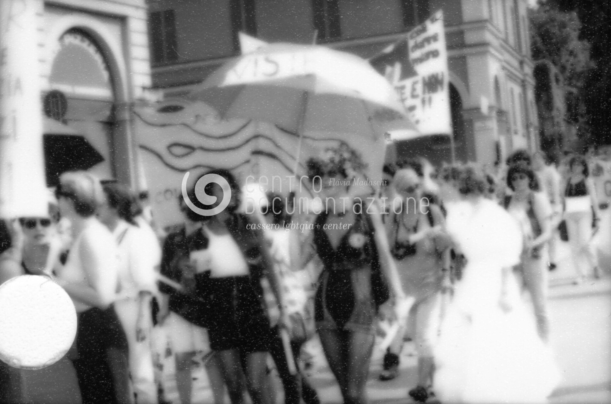 F2_2_3_117_19_watermarked.jpg