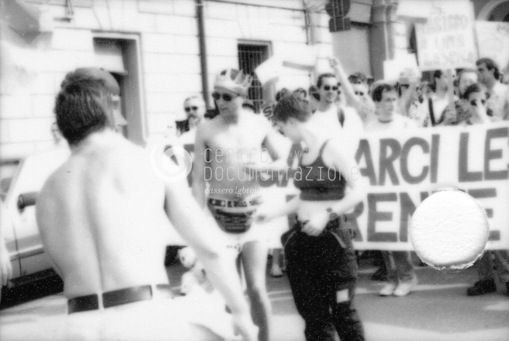 F2_2_3_117_24_watermarked.jpg