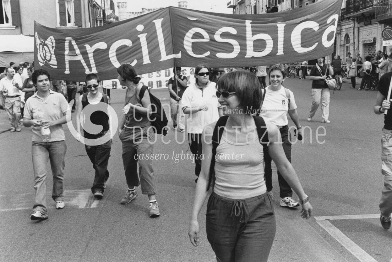 F2_2_4_715_watermarked.jpg