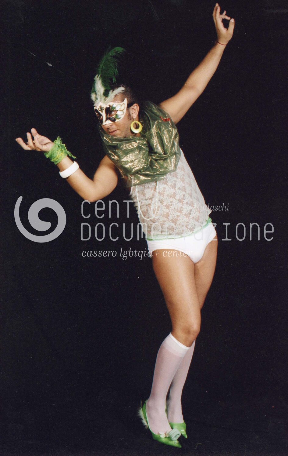 F2_4_2_39_watermarked.jpg