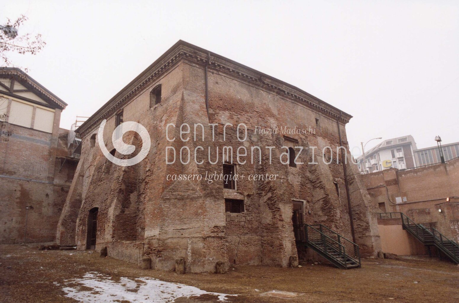 F2_3_1_04_watermarked.jpg
