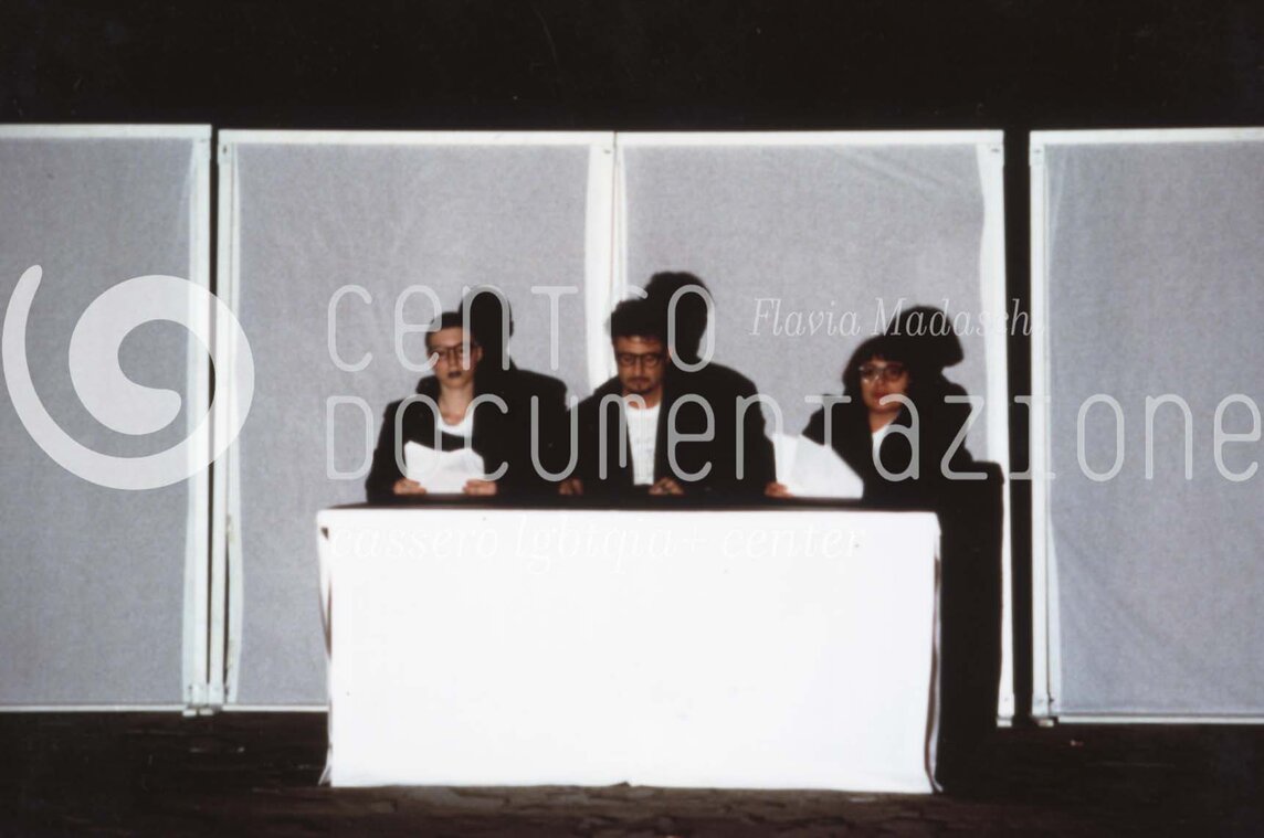F1_4_1_040_watermarked.jpg