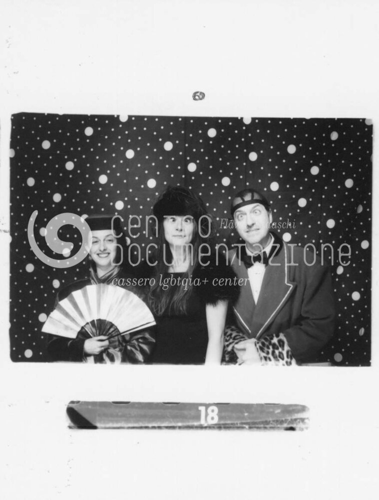 F1_4_4_094_watermarked.jpg