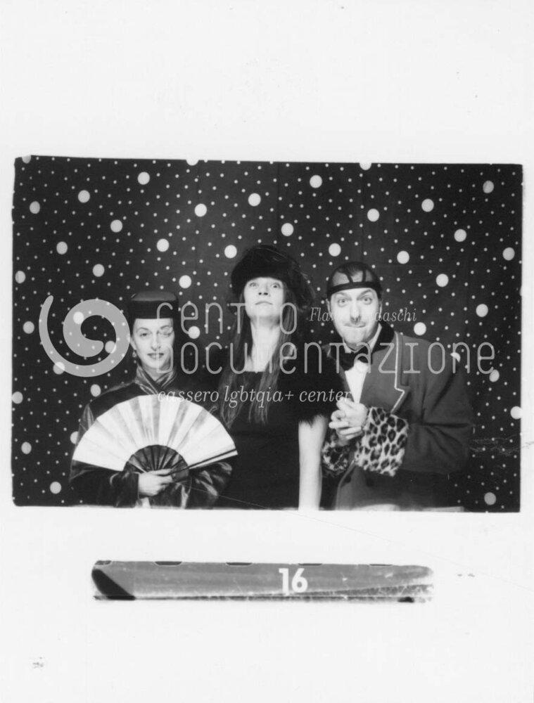 F1_4_4_096_watermarked.jpg