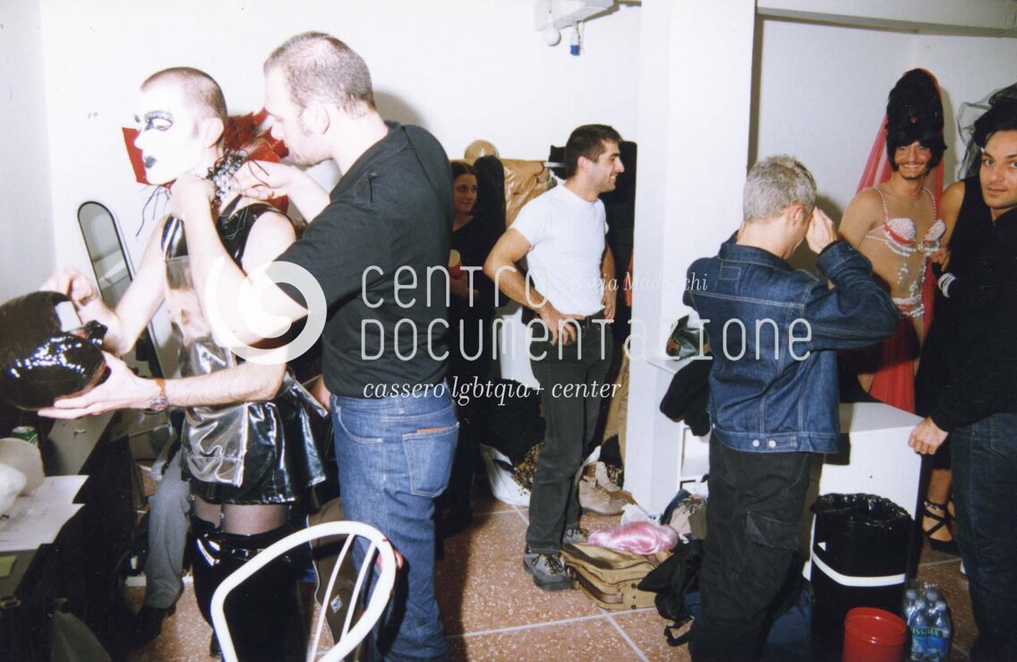 F1_3_5_204_watermarked.jpg