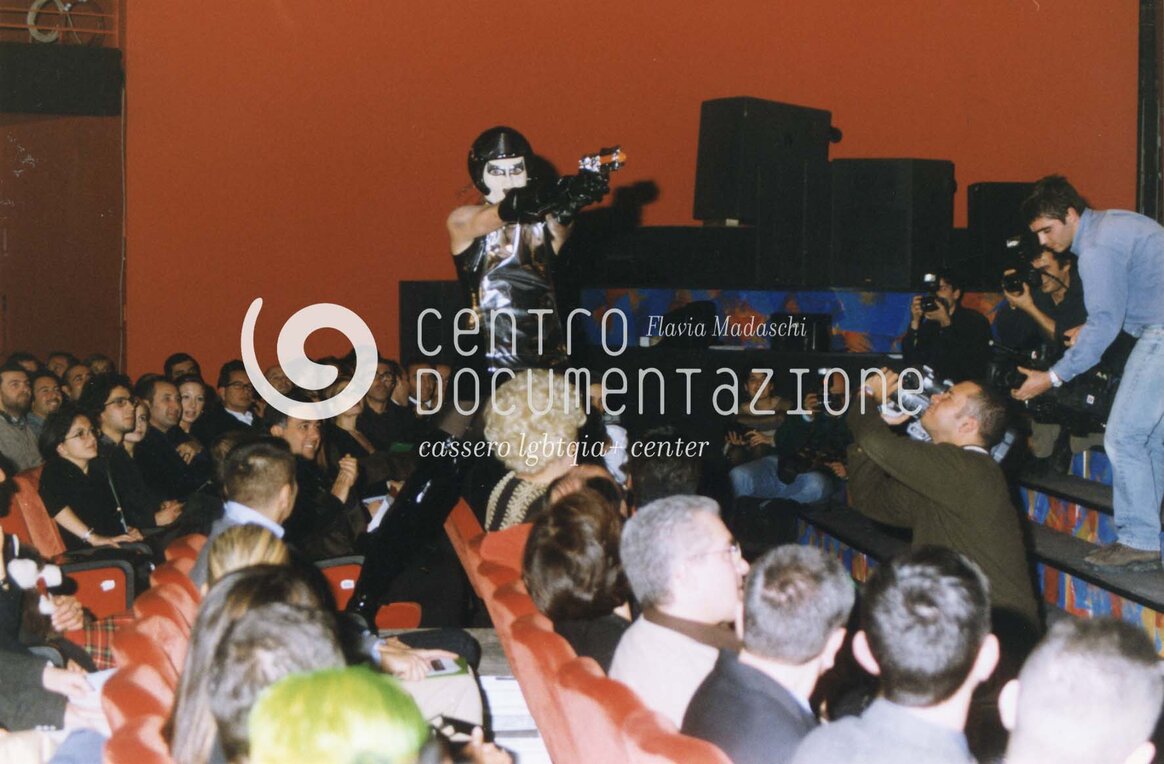 F1_3_5_211_watermarked.jpg