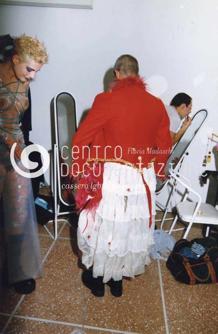 F1_3_5_214_watermarked.jpg