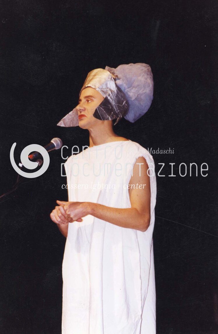 F1_3_5_233_watermarked.jpg