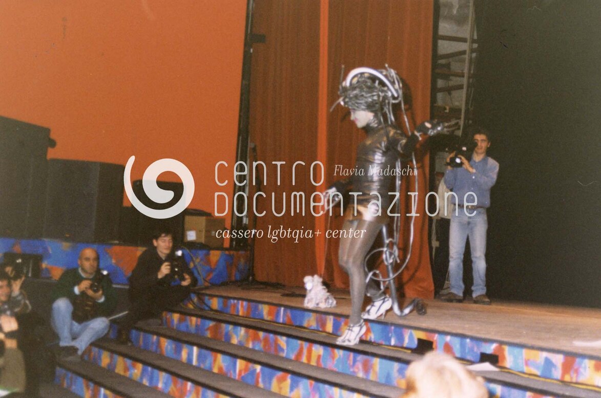 F1_3_5_245_watermarked.jpg
