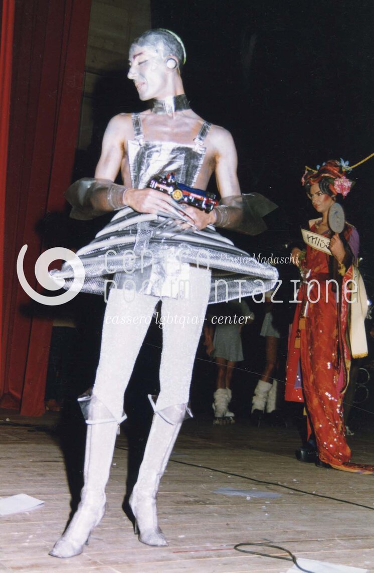 F1_3_5_249_watermarked.jpg