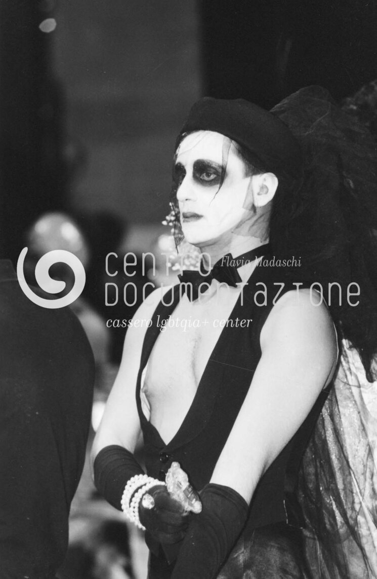 F1_3_5_275_watermarked.jpg