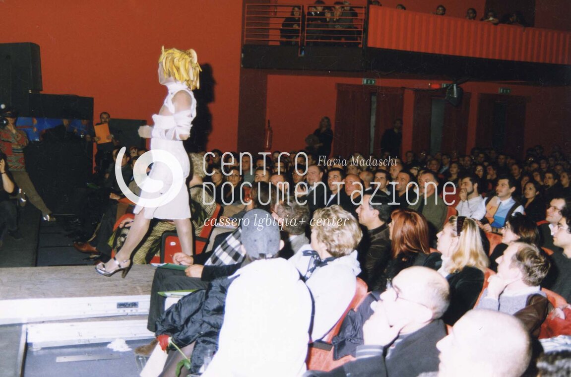 F1_3_5_285_watermarked.jpg