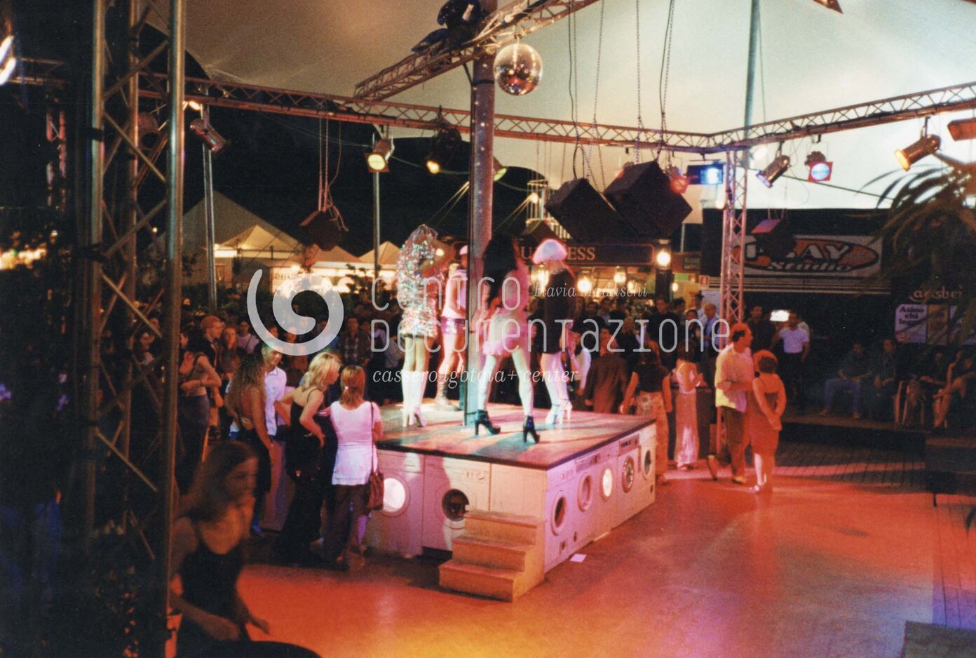 F1_3_7_002_watermarked.jpg