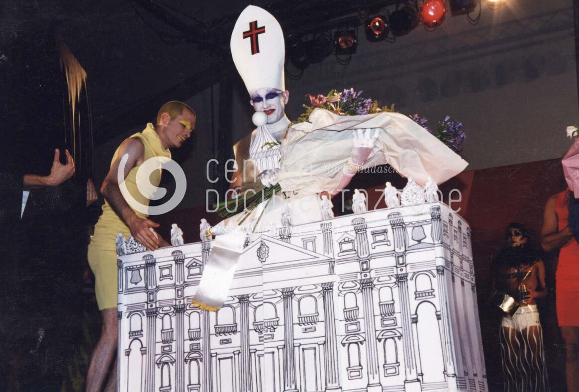 F1_3_7_106_watermarked.jpg