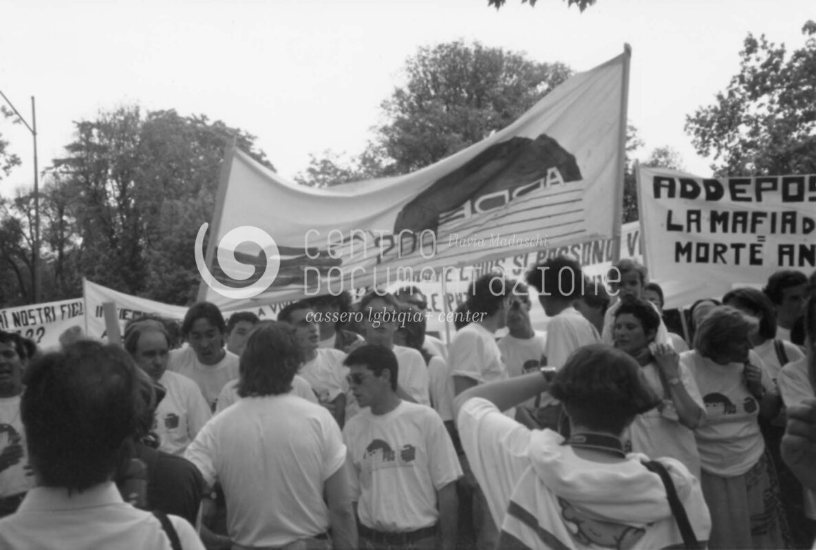 F1_1_5_035_watermarked.jpg