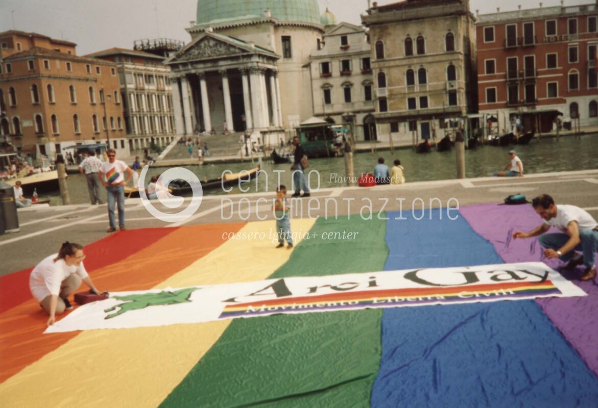 F1_1_5_249_watermarked.jpg